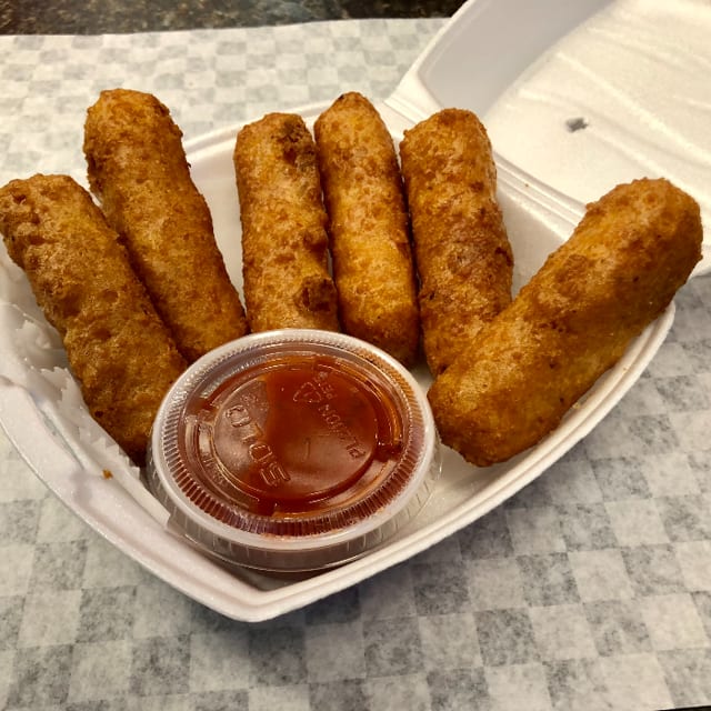6 Pieces Mozzarella Sticks.